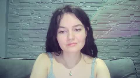 QueenOfModels online show from 12, 1, 2026