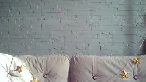 QueenOfModels online show from 26, 4, 2026