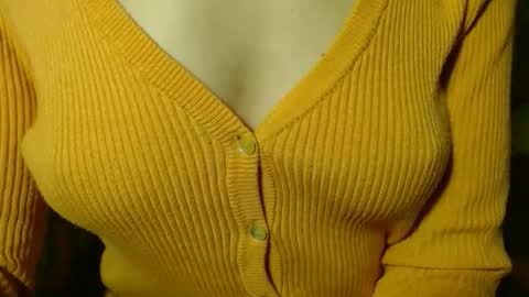 queenoftenderness online show from 22, 3, 2026