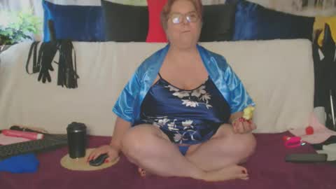 Snapshot of queenpammy chatting on 5, 3, 2026 QueenPammy online show from 5, 3, 2026