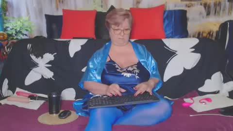 Snapshot of queenpammy chatting on 15, 3, 2026 QueenPammy online show from 15, 3, 2026