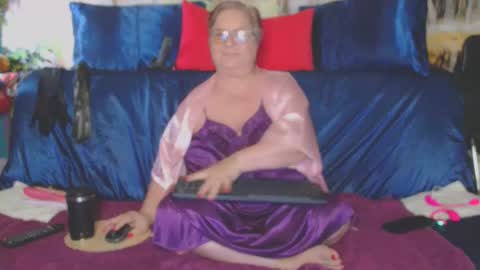 Snapshot of queenpammy chatting on 1, 5, 2026 QueenPammy online show from 1, 5, 2026