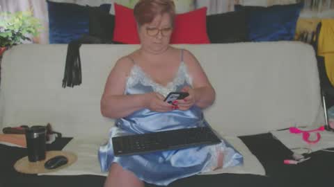 Snapshot of queenpammy chatting on 18, 5, 2026 QueenPammy online show from 18, 5, 2026