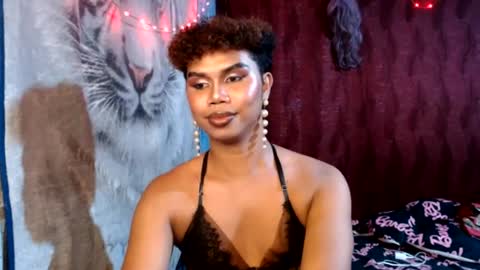 Snapshot of queenpinayebony_xx chatting on 21, 6, 2026 queenpinayebony_xx online show from 21, 6, 2026