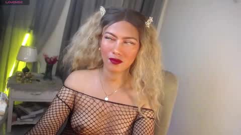 Sabrina online show from 12, 11, 2025