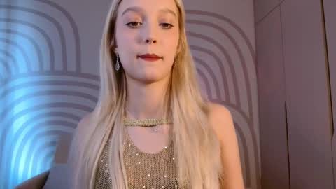 Snapshot of queenserenaaa chatting on 4, 6, 2026 Serena XoXo online show from 4, 6, 2026