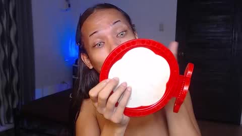 Snapshot of queenvalentinats chatting on 10, 11, 2025 ValentinaMoone online show from 10, 11, 2025