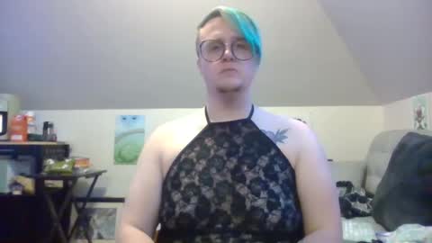 Snapshot of queerlyjaz chatting on 13, 9, 2025 queerlyjaz online show from 13, 9, 2025