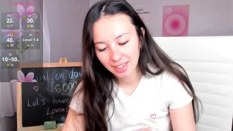 Snapshot of queitsharm_ chatting on 24, 4, 2026 Anna online show from 24, 4, 2026
