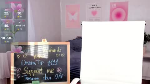 Snapshot of queitsharm_ chatting on 17, 5, 2026 Anna online show from 17, 5, 2026