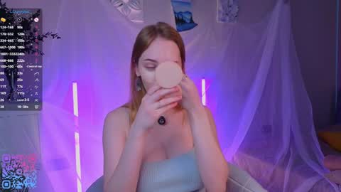 Snapshot of quennacindy chatting on 13, 9, 2025 Teri My favorite vibes 77 101 222 666 online show from 13, 9, 2025