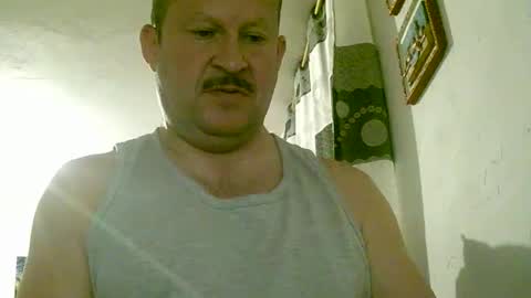 Snapshot of querubinrebelde chatting on 17, 9, 2025 Don Ramon online show from 17, 9, 2025