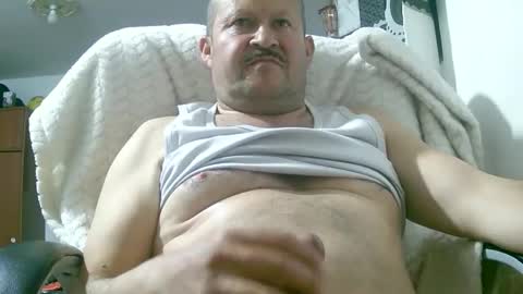 Snapshot of querubinrebelde chatting on 4, 10, 2025 Don Ramon online show from 4, 10, 2025
