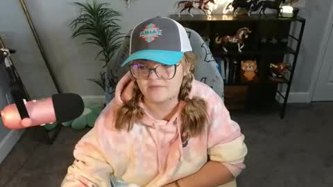 Bri online show from 25, 11, 2025