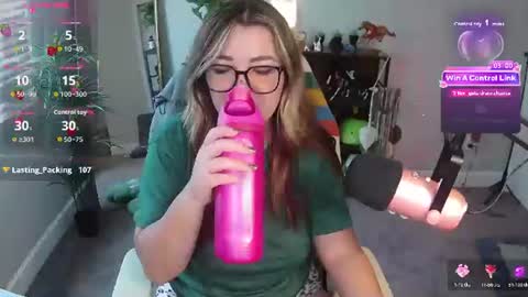 Snapshot of quervoqueen1 chatting on 26, 6, 2026 Bri online show from 26, 6, 2026