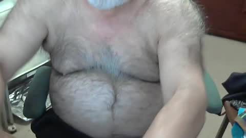 Snapshot of quietnshy2 chatting on 2, 1, 2025 quietnshy2 online show from 2, 1, 2025
