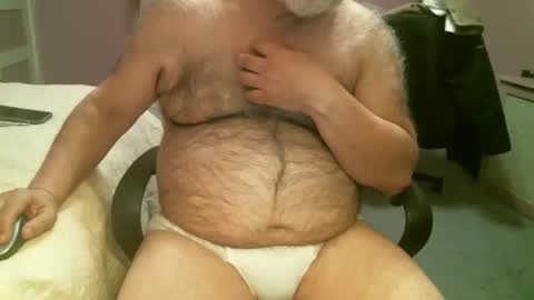 Snapshot of quietnshy2 chatting on 5, 3, 2025 quietnshy2 online show from 5, 3, 2025