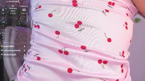 Snapshot of quiinn__bx chatting on 16, 10, 2025 online show from 16, 10, 2025