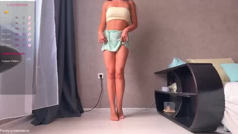 Next stream  December 1 FANSLY Loxrye online show from 16, 10, 2025