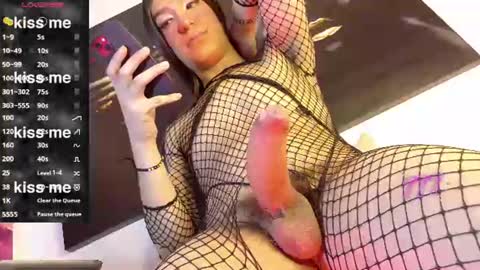 Snapshot of quuen_valery chatting on 19, 7, 2026 quuen_valery online show from 19, 7, 2026