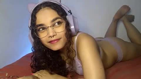 Luna  Steve online show from 1, 10, 2025