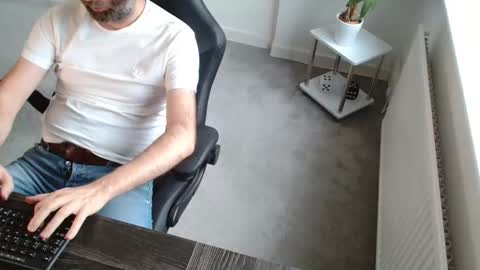 Rare online show from 19, 11, 2025