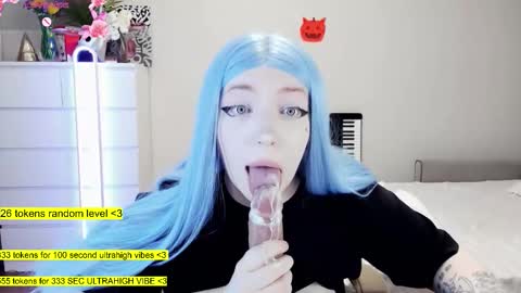 - online show from 19, 11, 2025