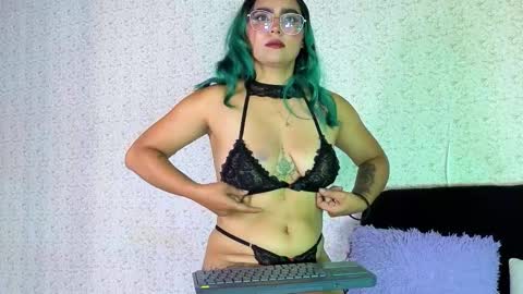 rachel_furtado23_aws online show from 6, 10, 2025
