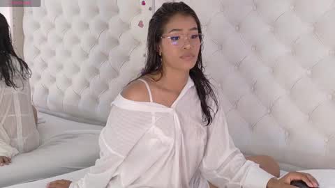 Snapshot of rachel_jamesx chatting on 10, 5, 2026 rachel_jamesx online show from 10, 5, 2026