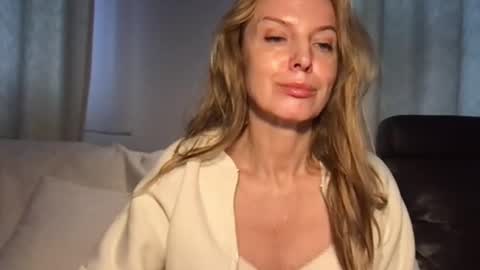 Snapshot of rachelldelicious chatting on 21, 12, 2024 Rachel online show from 21, 12, 2024