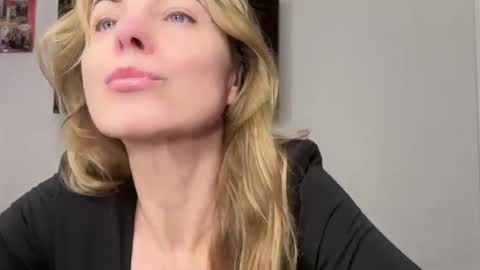 Snapshot of rachelldelicious chatting on 9, 2, 2025 Rachel online show from 9, 2, 2025