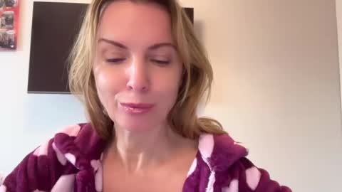 Snapshot of rachelldelicious chatting on 14, 2, 2025 Rachel online show from 14, 2, 2025