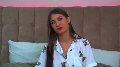 RachellSimpson online show from 15, 1, 2025