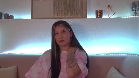 RachellSimpson online show from 23, 2, 2025