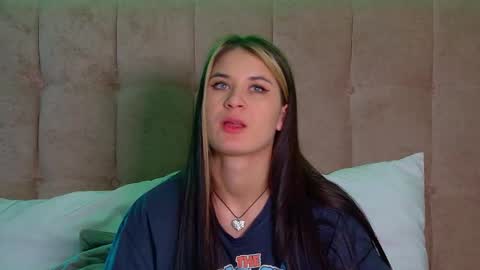 RachellSimpson online show from 9, 3, 2025