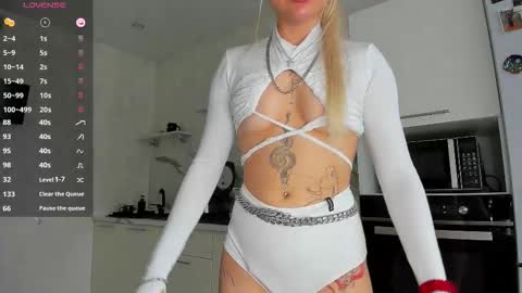 radiance_ online show from 11, 9, 2025