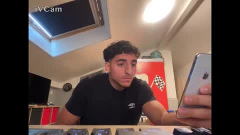 raes online show from 2, 12, 2025