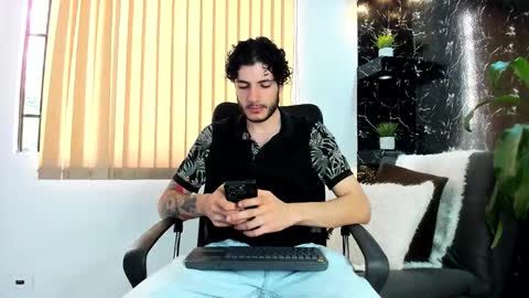 R A F A E L online show from 8, 11, 2025