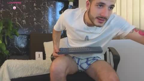 Snapshot of rafael_mendez chatting on 21, 7, 2026 R A F A E L online show from 21, 7, 2026