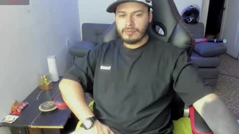 ragnar_lothbrok77 online show from 7, 4, 2026