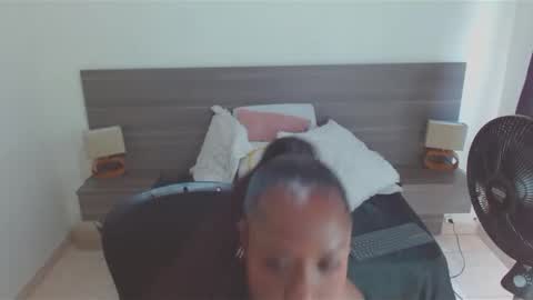 raichellcooper1 online show from 20, 2, 2025