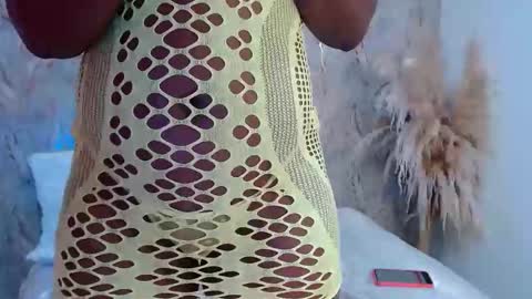 raichellcooper1 online show from 5, 1, 2026