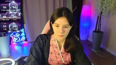 Snapshot of raiden_maid chatting on 14, 12, 2024 Betty online show from 14, 12, 2024