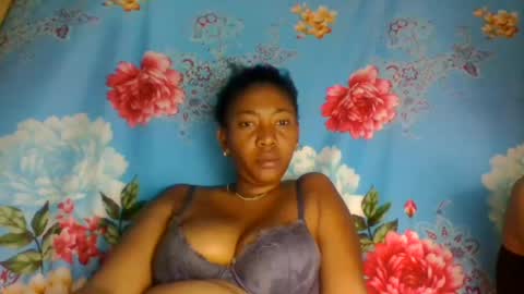 Snapshot of raiisaaa chatting on 23, 7, 2026 raiisaaa online show from 23, 7, 2026