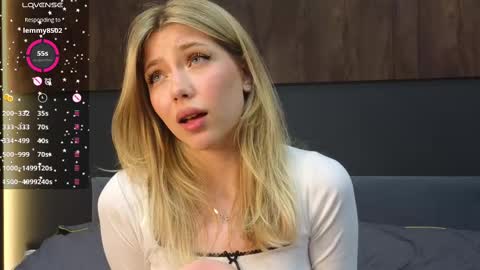 Snapshot of rainauge chatting on 20, 2, 2025 Lisa online show from 20, 2, 2025