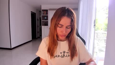 Jennyindependent model . online show from 13, 1, 2026