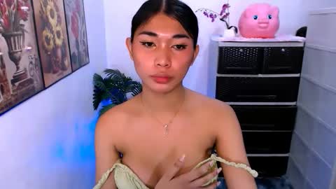 raindrizzle1706 online show from 11, 3, 2026