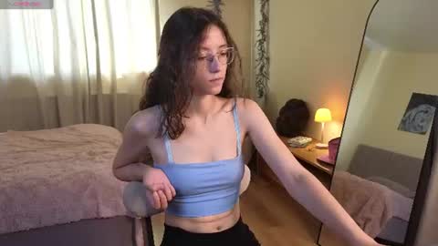 rainybella online show from 23, 7, 2026