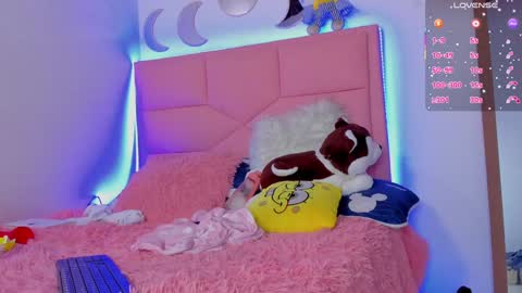  Nina  online show from 23, 1, 2025