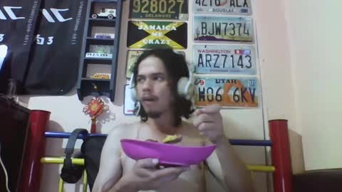 Snapshot of raku2386 chatting on 12, 3, 2025 Ken online show from 12, 3, 2025